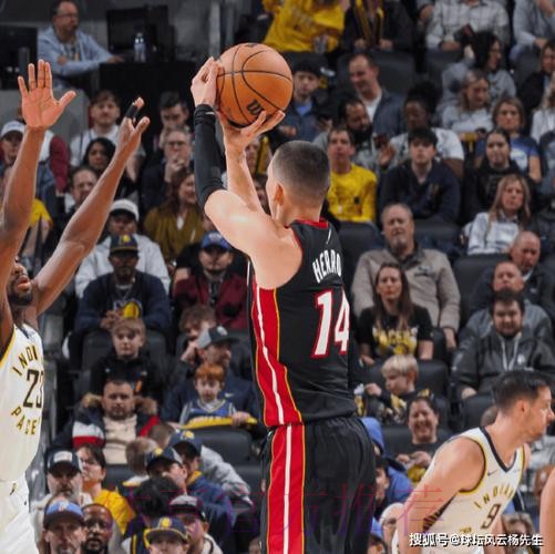 查克|内姆布哈德观察:对阵热火高效29+9,助步行者赢得两连胜 查克|内姆布哈德观察:对阵热火高效29+9,助步行者赢得两连胜