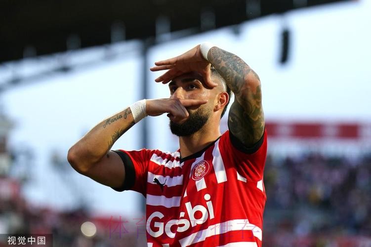 西甲-皇马2-1逆转拉帕 维尼修斯&琼阿梅尼破门 西甲-皇马2-1逆转拉帕 维尼修斯&琼阿梅尼破门