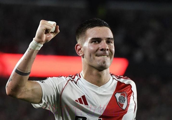 罗马诺:皇马正敲定马林回购条款 球员将远赴意甲